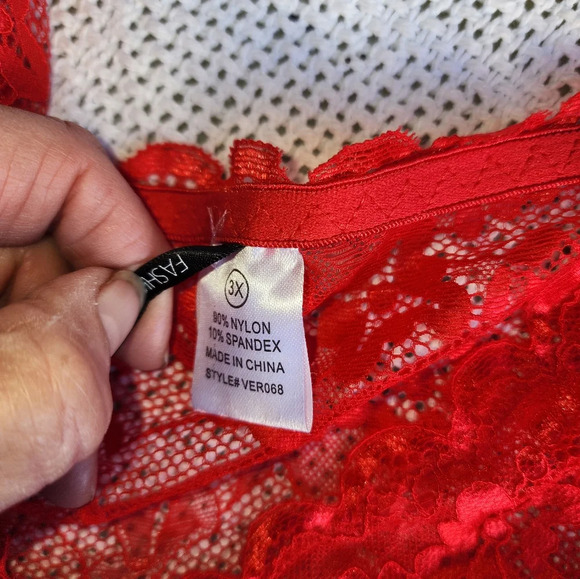 Fashion Nova Plus size red lacy teddy 3X NWOT - Picture 4 of 14